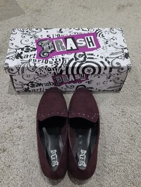 Brash Women's Suede Loafers in Burgundy